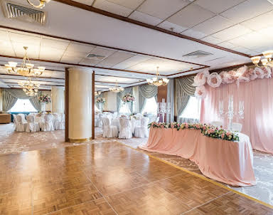  ресторан Сафмар Аврора Люкс