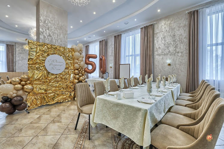 Зал на 70 человек в «Адель» фотография №3