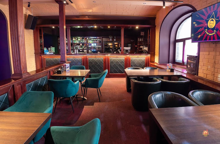 Основной зал в «Руки Вверх!» фотография №17