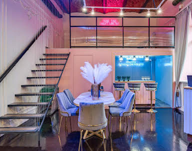  ресторан МАЙ Москва на Курской