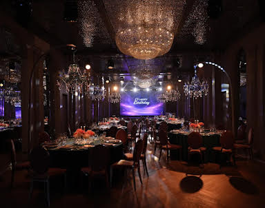  ресторан La Riva Hall