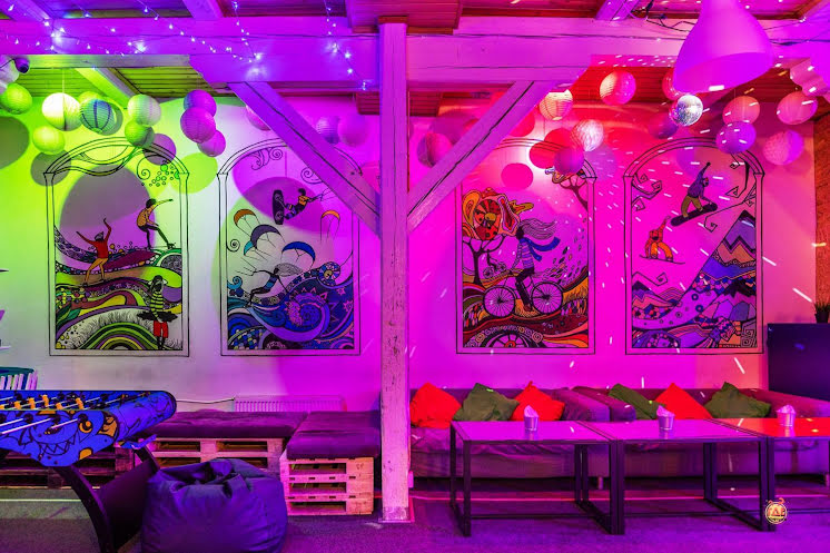 Основной зал в «COM.NATA на Лиговском» фотография №3