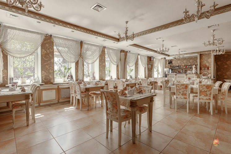 Основной зал в «Баринъ» фотография №11