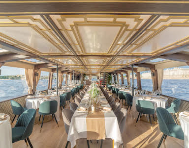 День рождения в Теплоход "Амели"