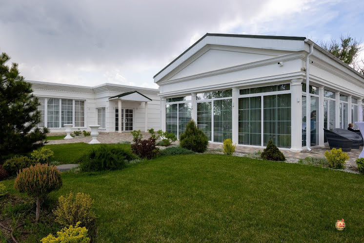 Основной зал в «Парк-отель Жемчужина» фотография №5