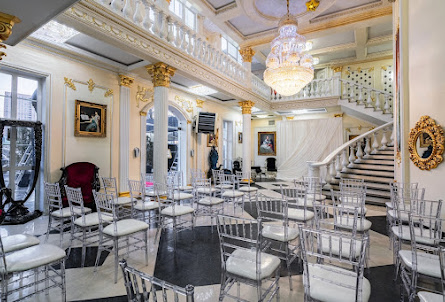 Зал «Элеон» в Иглу