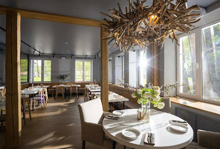 Основной зал  в Основной зал 