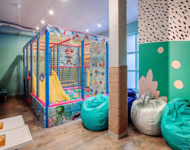  ресторан Catch на Академика Пилюгина