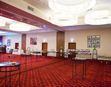  ресторан Лесная Сафмар