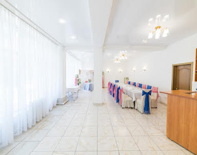  ресторан GRAND на ​Немировича-Данченко