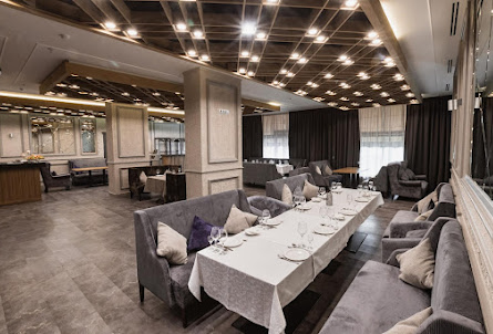 Основной зал в Основной зал