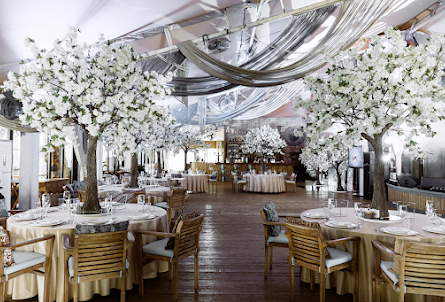 Ресторан в Малый шатер