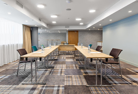 Зал «Лермонтов» в Зал «Блок»