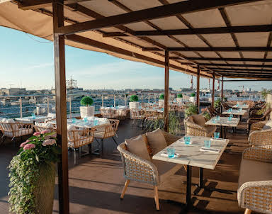  ресторан Kostas