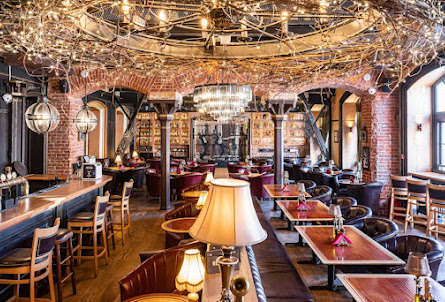 Основной зал в Основной зал