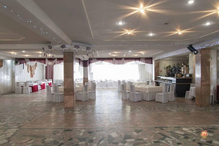 Общий банкетный зал в «Московский» фотография №17