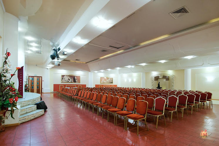 Зал «Обновленный» в «Амакс» фотография №16