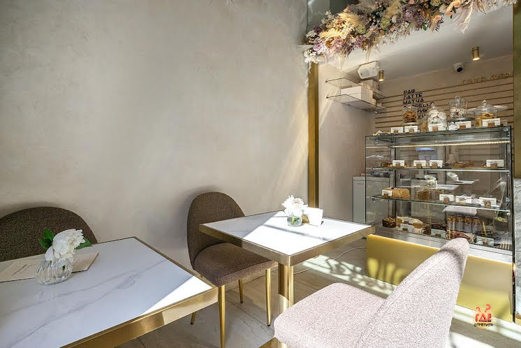 Зал ресторана  в «Date» фотография №17