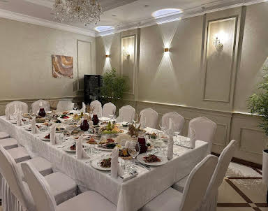  ресторан Нефтяник