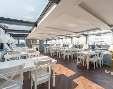  ресторан Теплоход "Гранд Вояж"