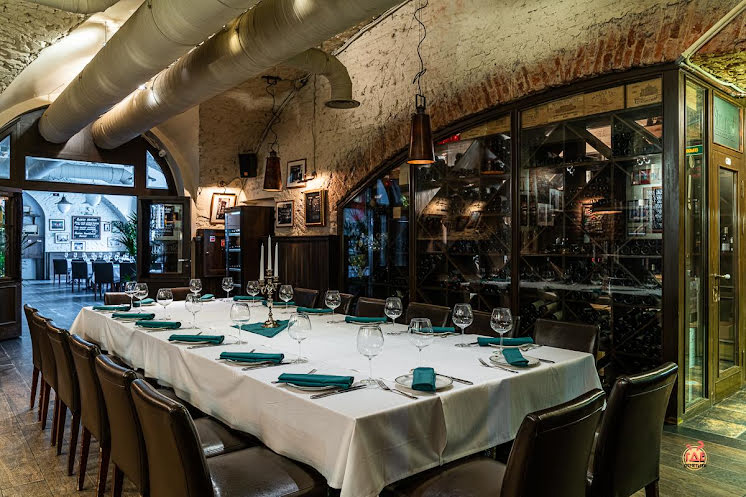 Зал №5 в «Stroganoff Steak House» фотография №4