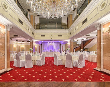  ресторан Гранд Отель Эмеральд