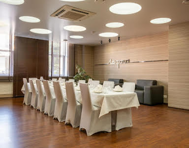  ресторан Ладога