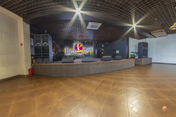 Основной зал в «Frau Gross» фотография №11