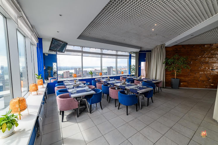 Основной зал в «Sky Lounge» фотография №12