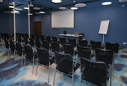 Малый Конференц-зал №3 в Малый Конференц-зал №2