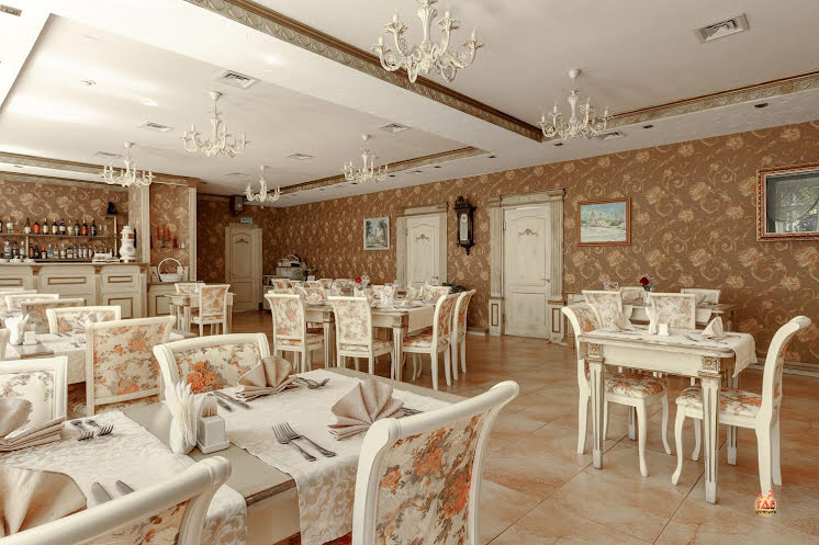 Основной зал в «Баринъ» фотография №16