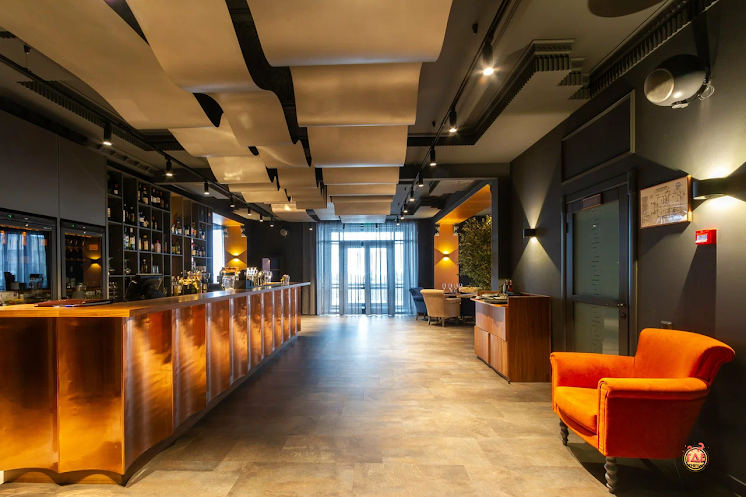 Основной зал в «TRITONIA» фотография №4