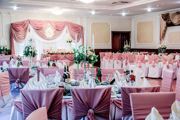 Большой  зал в «Берендей» фотография №1