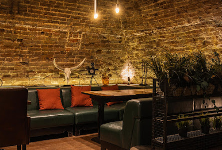 Тихий зал в Smoker