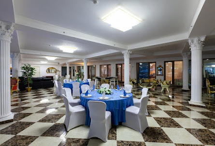 Зал «Небо» в Иглу