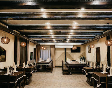  ресторан Гарни