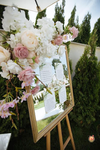 Летняя терраса в саду  в «Villa Barvikha 135» фотография №9