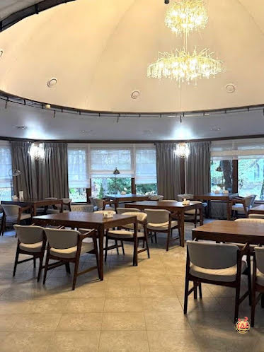 Основной зал в «Загородный ресторан «Берендей»» фотография №1