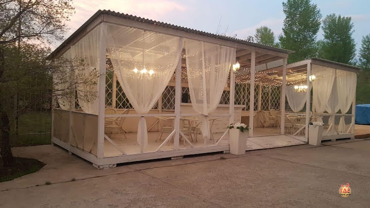 Боковая терраса в «Alex» фотография №2