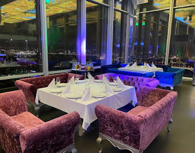  ресторан Extra Lounge