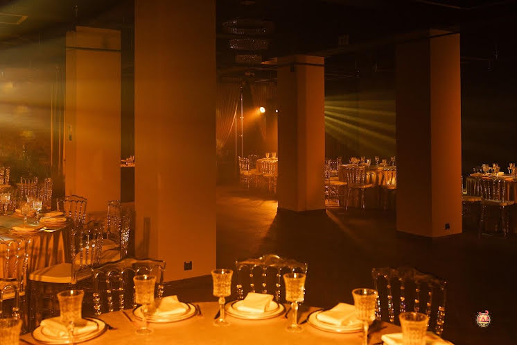 Зал на 100 персон  в «Монраше» фотография №1