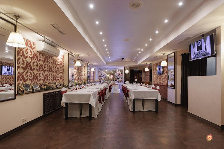 Парадный зал в «Club le Chateau» фотография №6