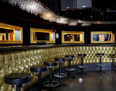  ресторан Место Встречи на Загребском Бульваре