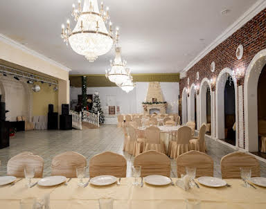  ресторан Иверия на Вокзальном спуске