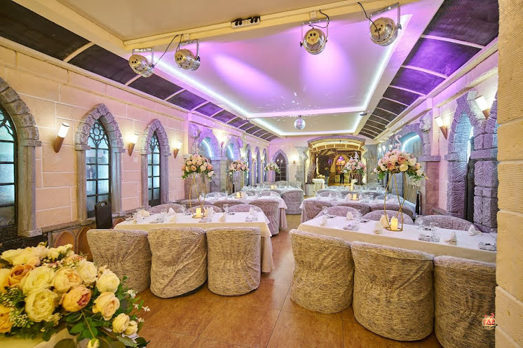 Зал «Рыцарский» в «Замок в долине» фотография №8