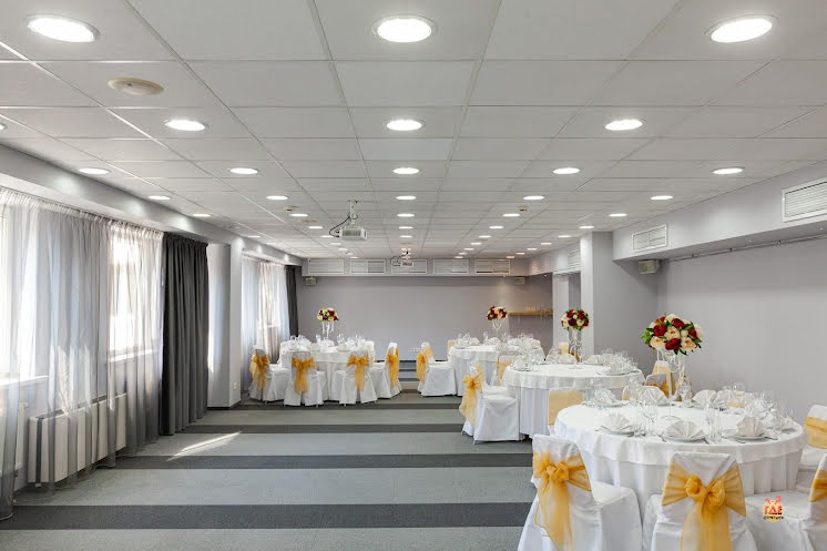 Зал «МОСКВА» в «Marins Park Hotel Mocква Пражская» фотография №2