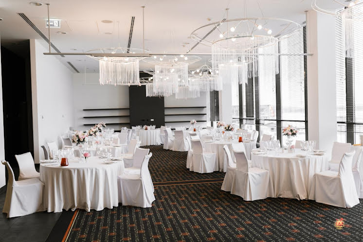 Зал «Янтарь» в «Azimut Аэропорт Отель Екатеринбург» фотография №6