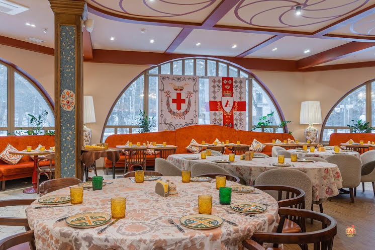 Основной зал в «Askaneli» фотография №7