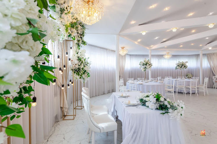 Малый зал в «БониМариЯ» фотография №11