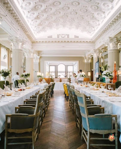 Основной зал в «Ампир» фотография №4